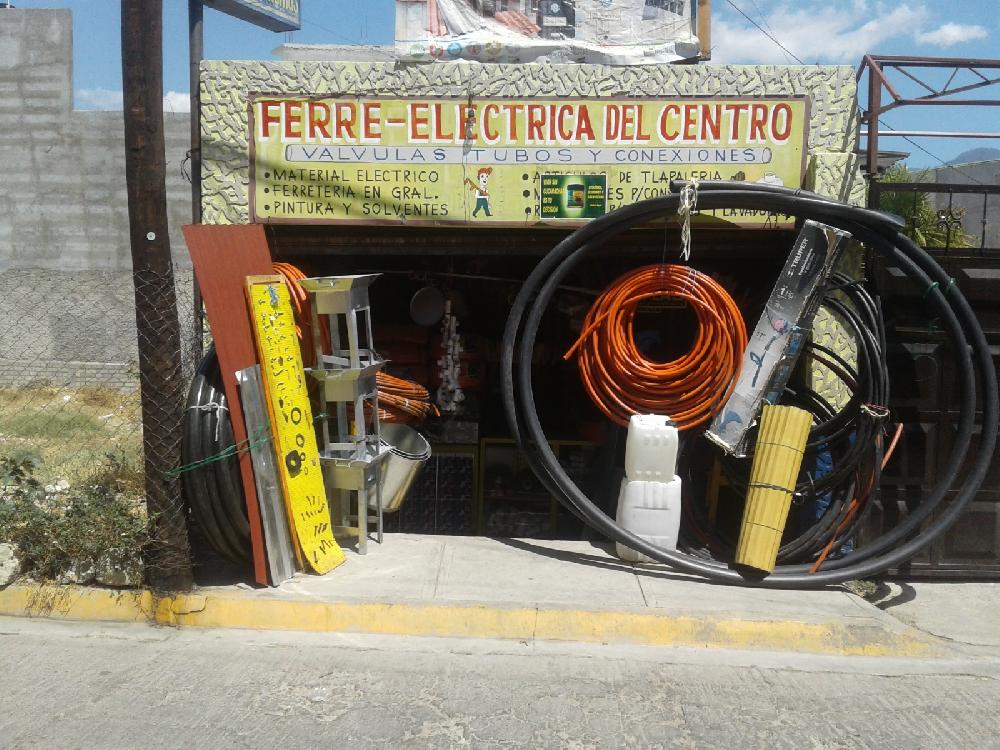 Ferrelectrica y poliductos de Etla